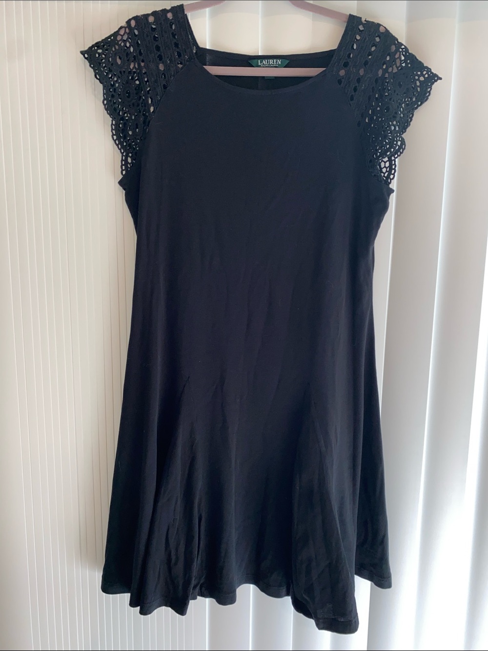 NWOT Lauren Ralph Lauren Black Crochet Cap-Sleeve Swing Tunic/Mini